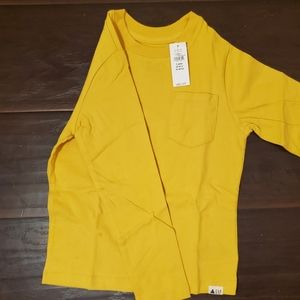 GAP boy's 5T yellow long-sleeved pocket tee